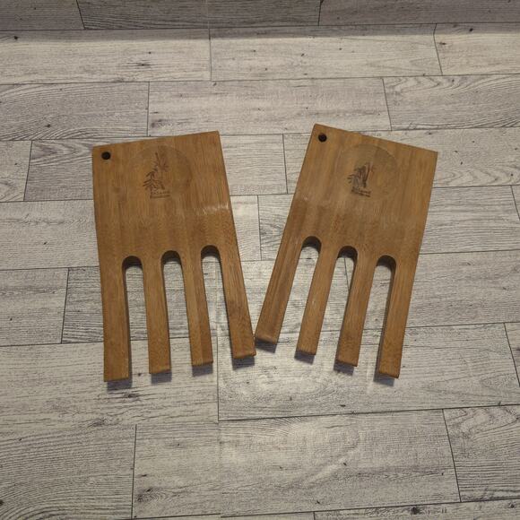 Island Bamboo Salad Hands Set of 2 – Natural Wood Claw Servers Tossing Tools - Picture 1 of 10